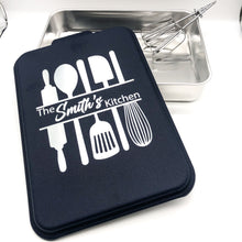 Load image into Gallery viewer, The FAMILY NAME Kitchen - Cake Pan
